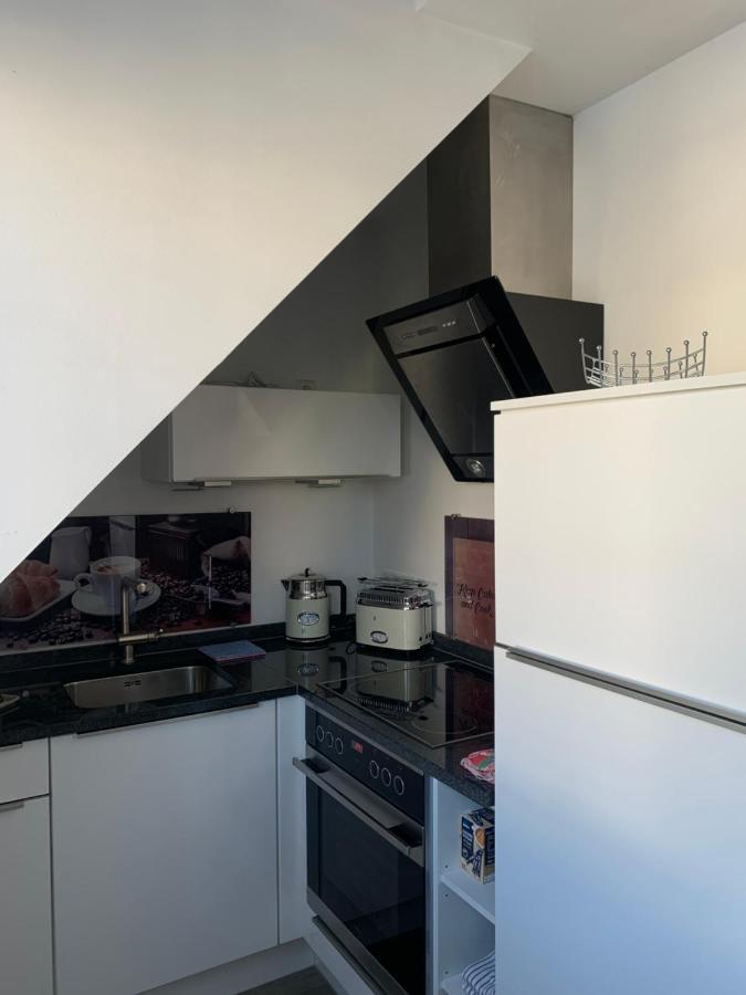 City Apartments Am Rhein Бонн Экстерьер фото