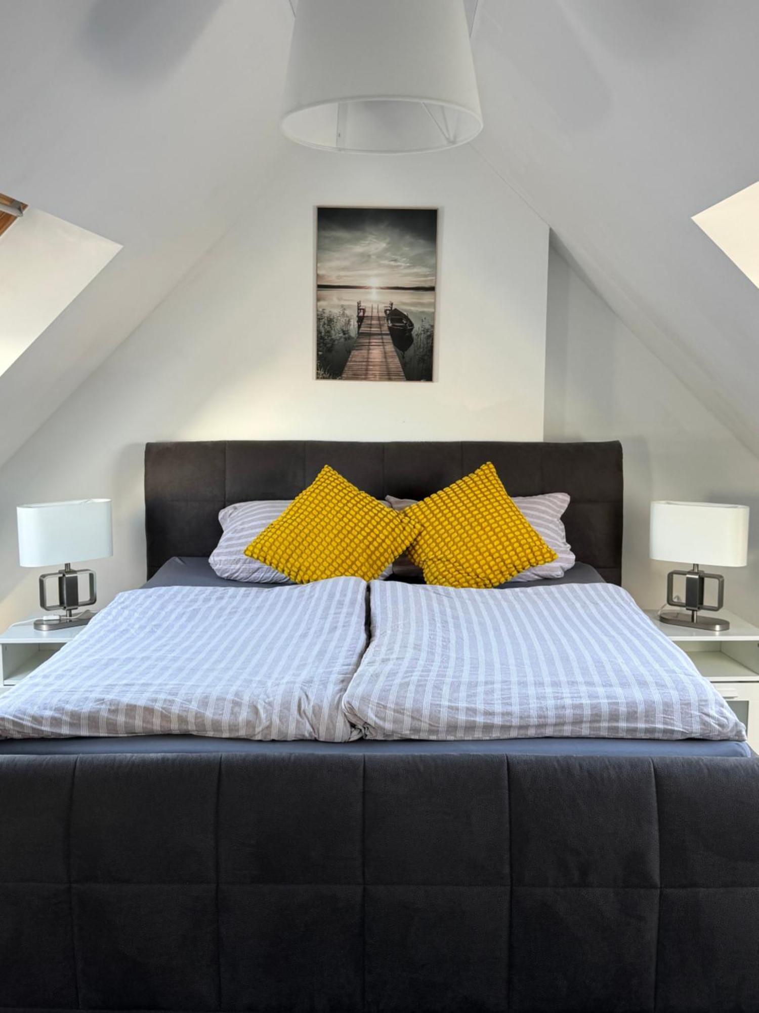 City Apartments Am Rhein Бонн Экстерьер фото
