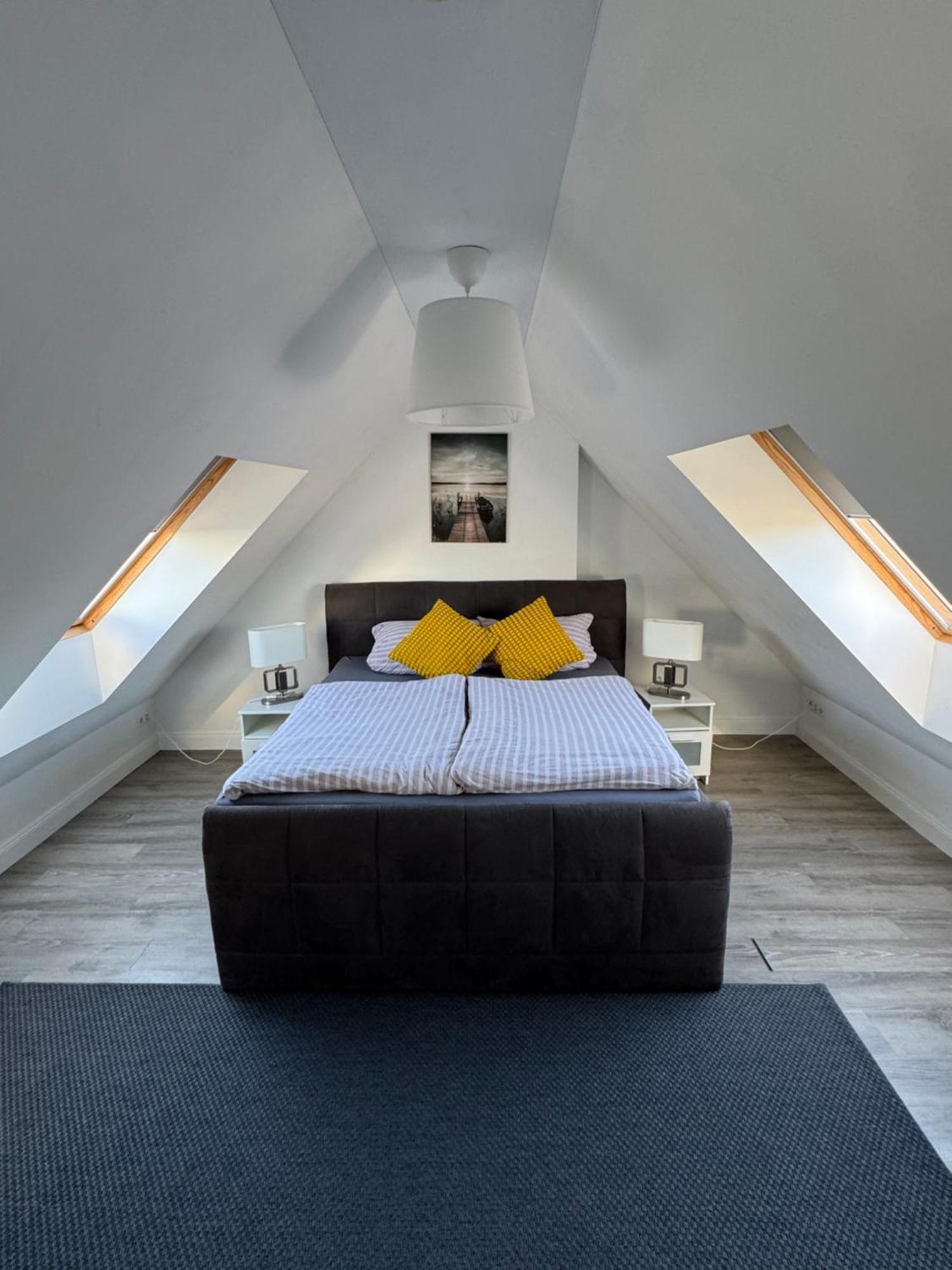 City Apartments Am Rhein Бонн Экстерьер фото